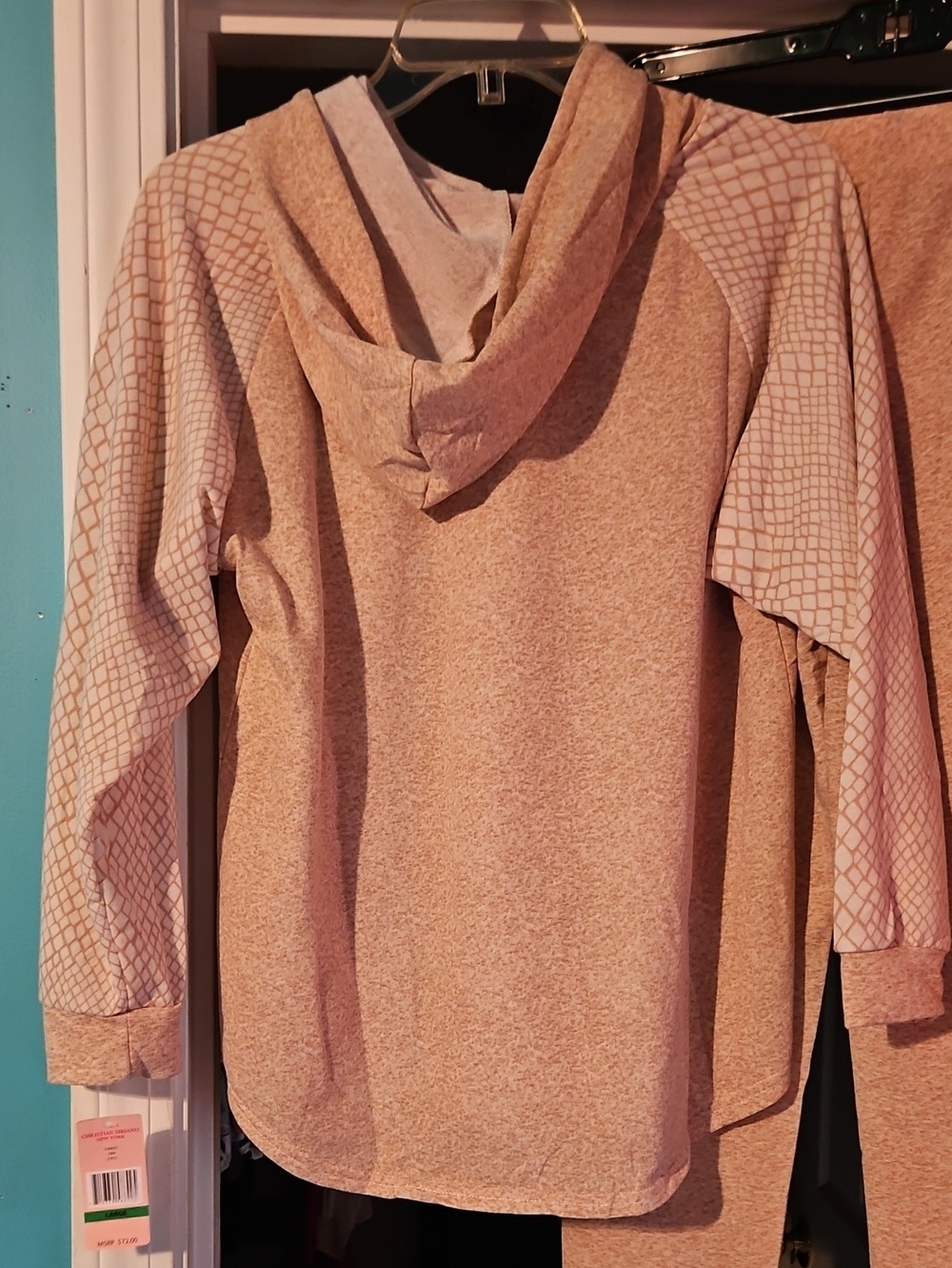 Christian Siriano Womens Cozy Hooded Pajama Set in Light Peach - Picture 3 of 7
